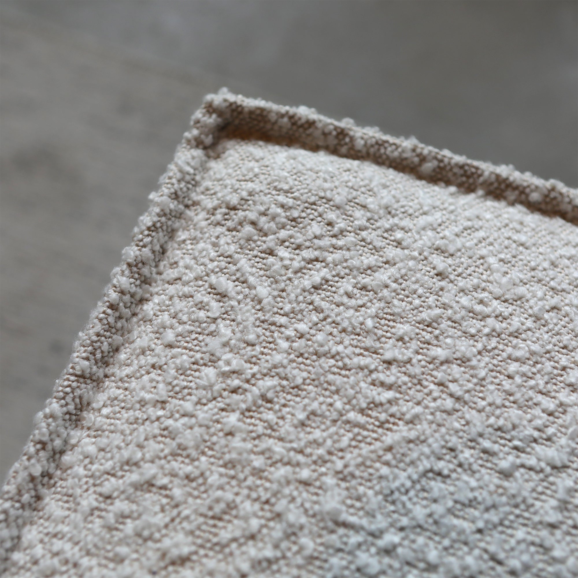 PEPP interiors ENZO met chaise longue rechts - Legend 2 Natural